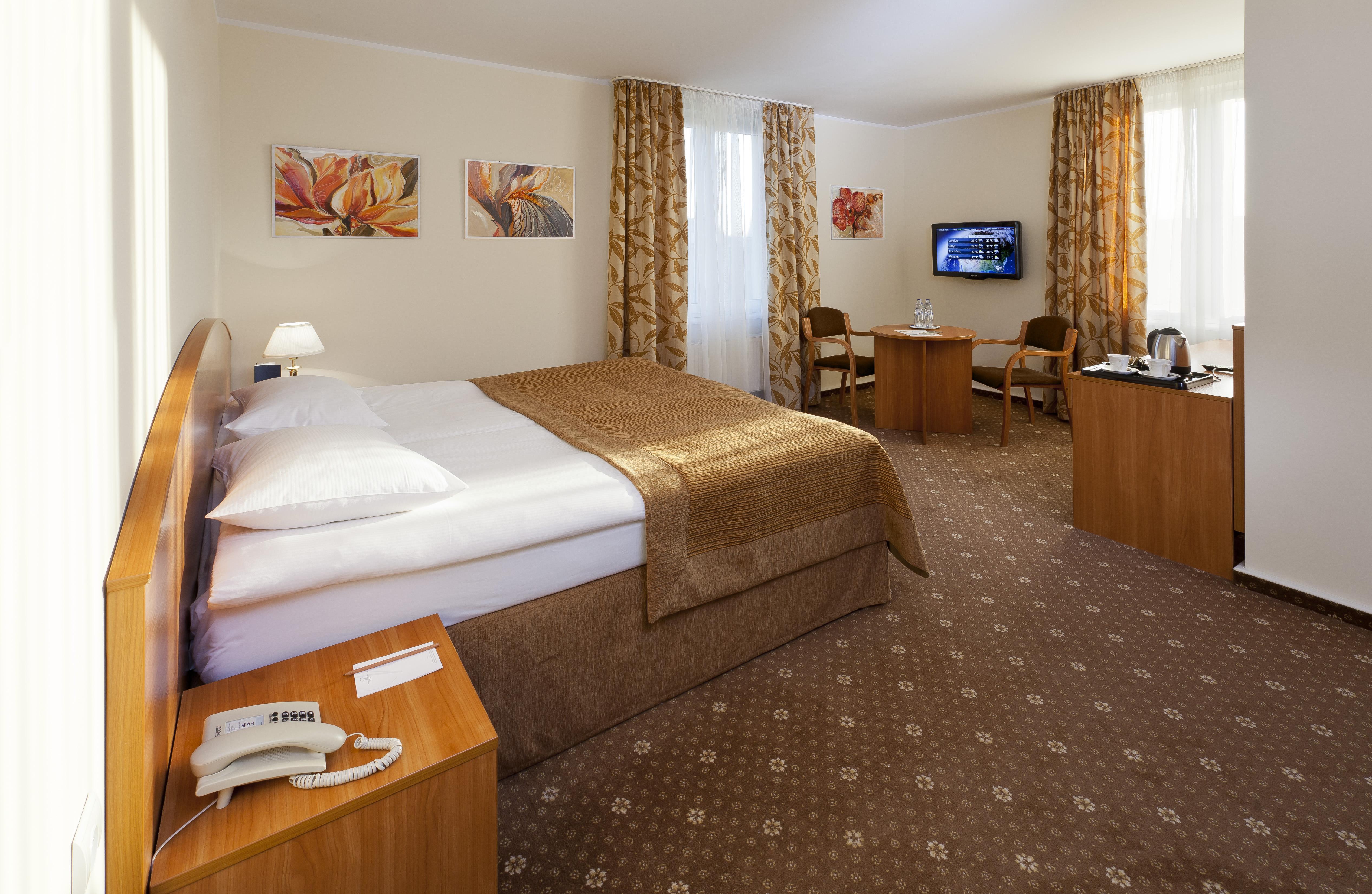 Warminski Hotel & Conference ออลชติน ภายนอก รูปภาพ