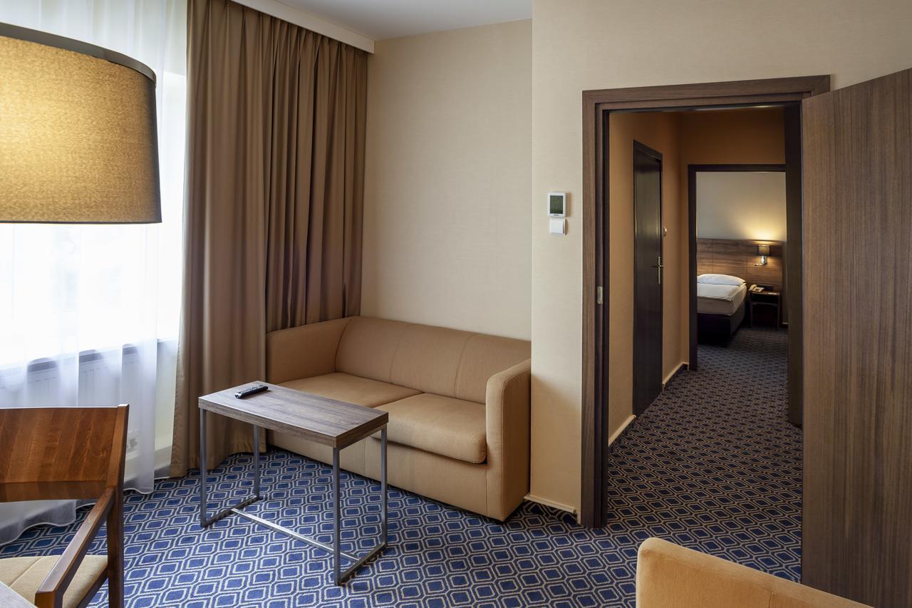 Warminski Hotel & Conference ออลชติน ภายนอก รูปภาพ