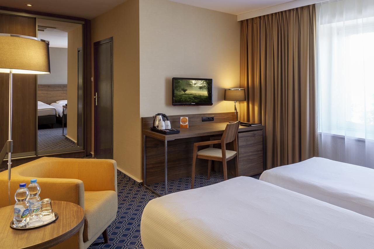 Warminski Hotel & Conference ออลชติน ภายนอก รูปภาพ